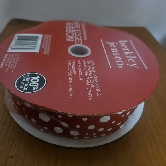 Red Wire Edged Ribbon - Picture 5 of 5